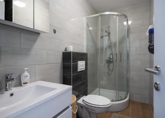 With Parking Space - 21919 Apartment *