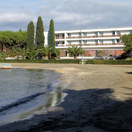 Apartment With A Parking Space - 21919 Zadar